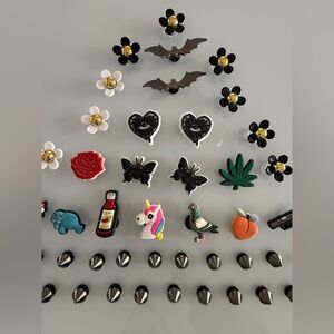 Lot of 46 Random Jibbitz Shoe Charms for Crocs - Metal & Rubber Charms W/ Case